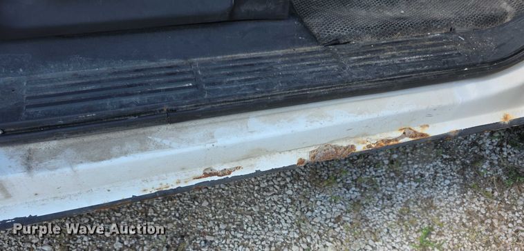 image for item EF3584 2002 Chevrolet Suburban 1500 SUV