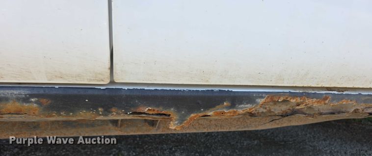 image for item EF3584 2002 Chevrolet Suburban 1500 SUV