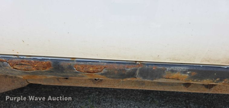 image for item EF3584 2002 Chevrolet Suburban 1500 SUV