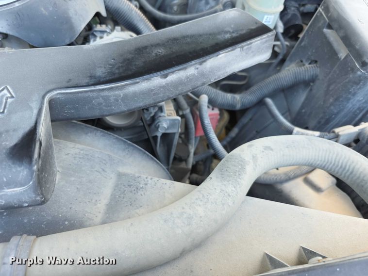 image for item EF3584 2002 Chevrolet Suburban 1500 SUV