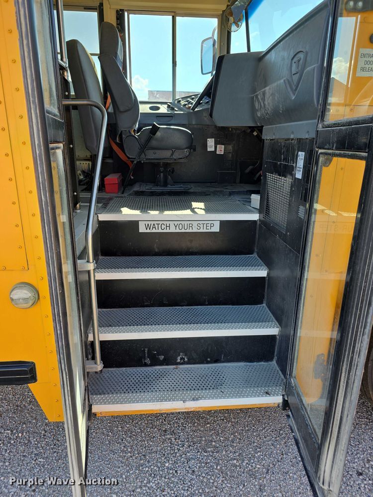 image for item EF3585 2013 International 3000 school bus