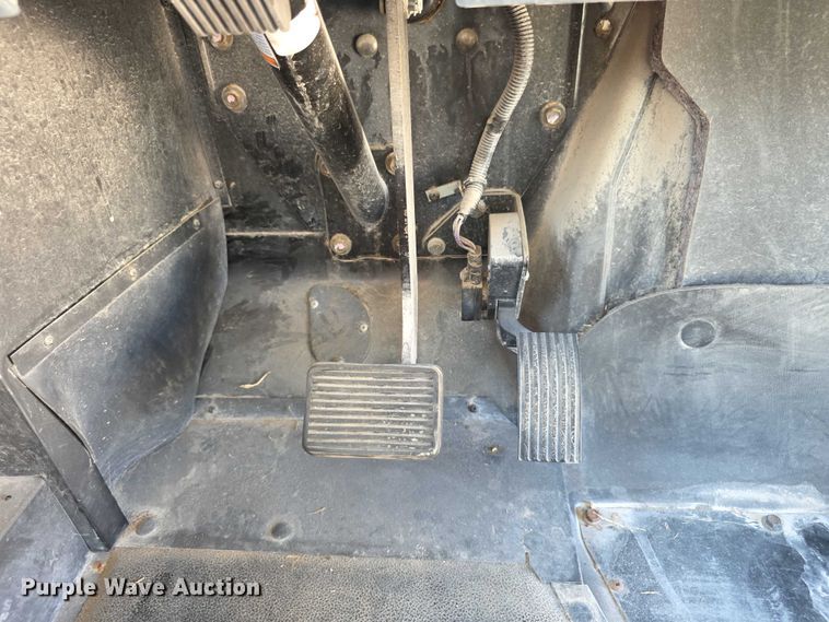 image for item EF3585 2013 International 3000 school bus