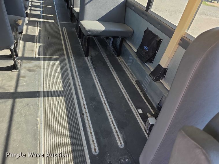 image for item EF3585 2013 International 3000 school bus