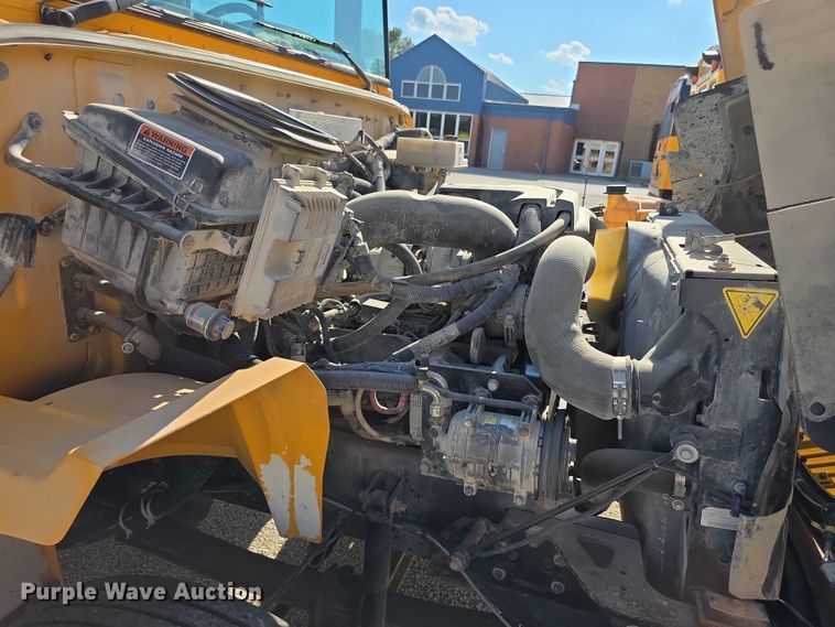 image for item EF3585 2013 International 3000 school bus