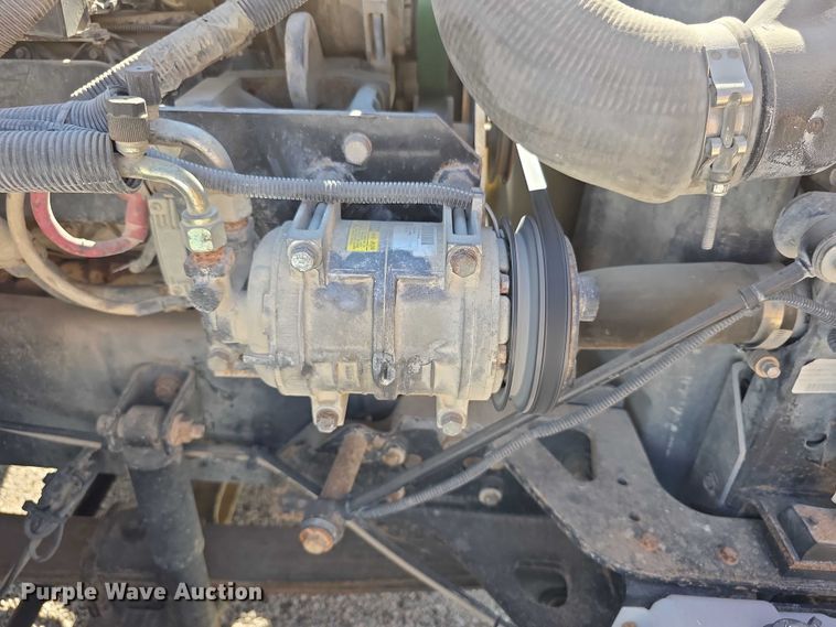 image for item EF3585 2013 International 3000 school bus