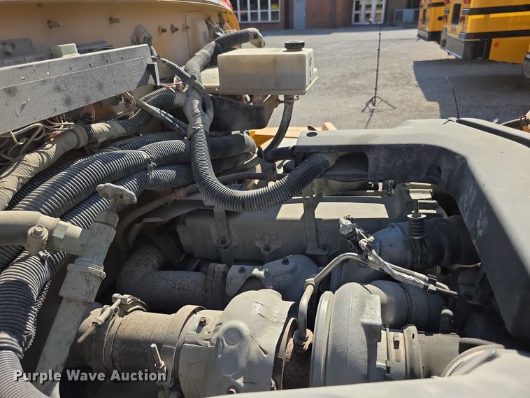 image for item EF3585 2013 International 3000 school bus