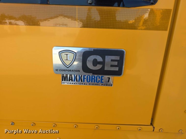 image for item EF3585 2013 International 3000 school bus