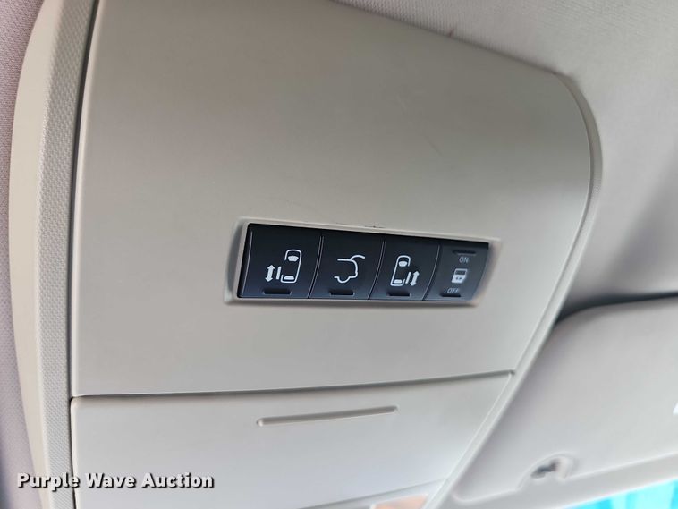 image for item EF3598 2015 Dodge Grand Caravan SXT van