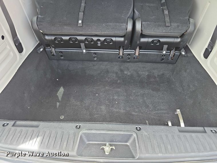 image for item EF3598 2015 Dodge Grand Caravan SXT van