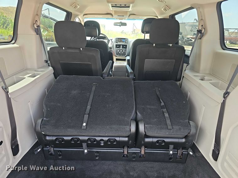 image for item EF3598 2015 Dodge Grand Caravan SXT van