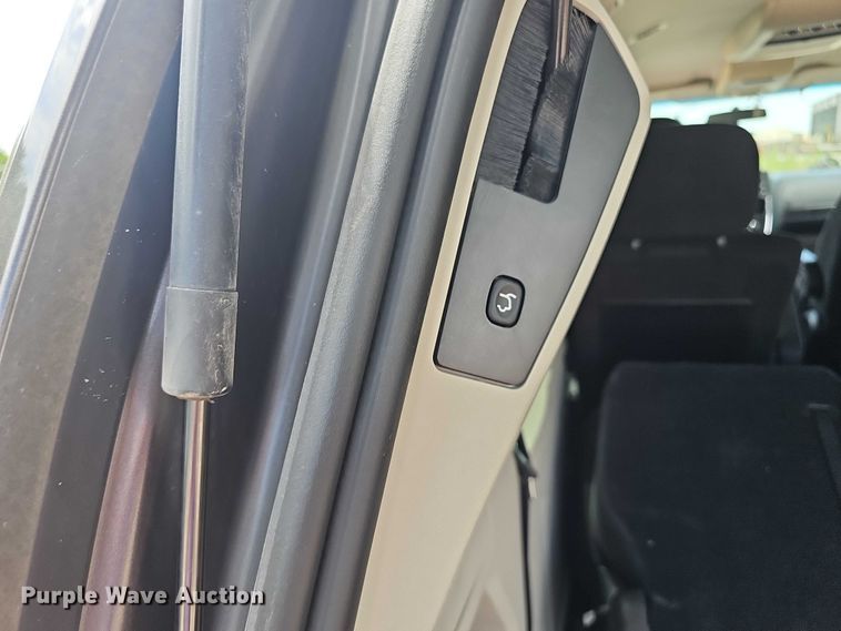 image for item EF3598 2015 Dodge Grand Caravan SXT van