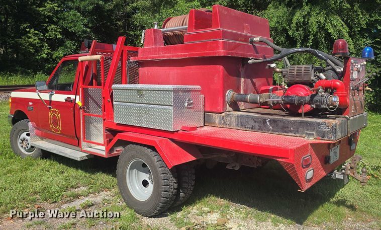 image for item EF3605 1988 Ford  F250HD brush fire truck