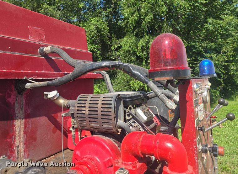 image for item EF3605 1988 Ford  F250HD brush fire truck