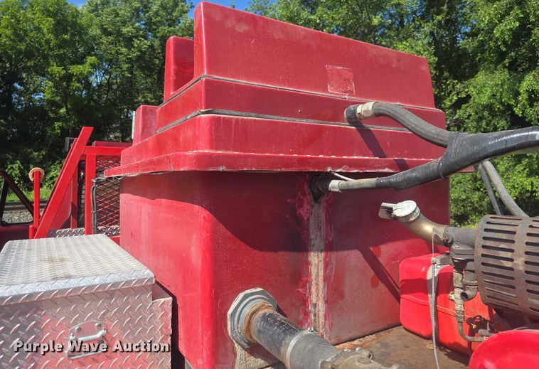 image for item EF3605 1988 Ford  F250HD brush fire truck