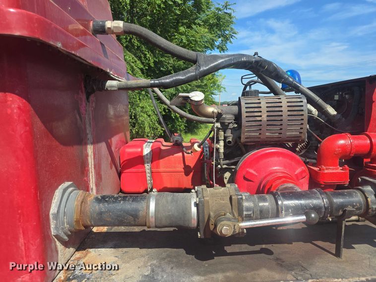 image for item EF3605 1988 Ford  F250HD brush fire truck