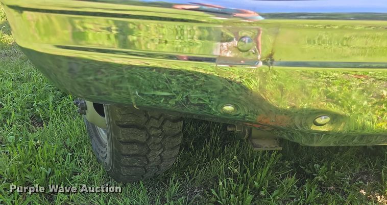 image for item EF3605 1988 Ford  F250HD brush fire truck