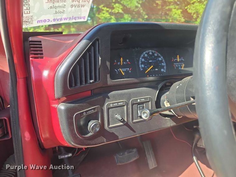 image for item EF3605 1988 Ford  F250HD brush fire truck