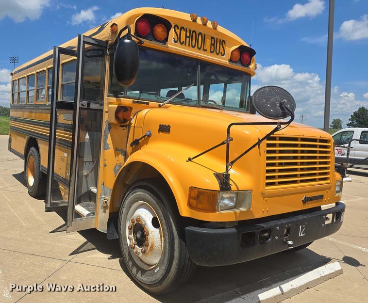 image for item EF3606 2003 Blue Bird school bus