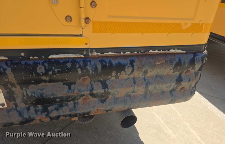 image for item EF3606 2003 Blue Bird school bus