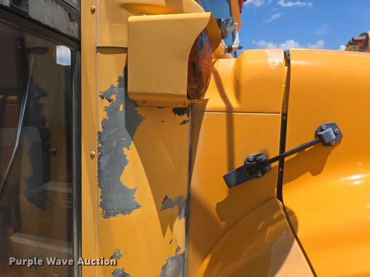 image for item EF3606 2003 Blue Bird school bus