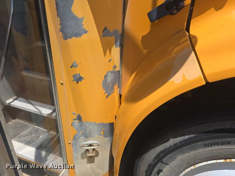 image for item EF3606 2003 Blue Bird school bus