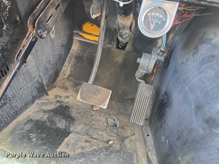 image for item EF3606 2003 Blue Bird school bus