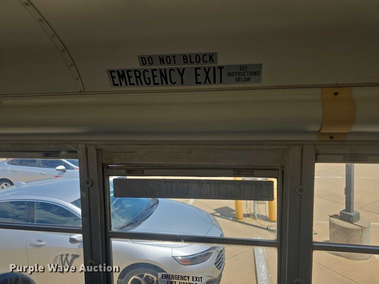 image for item EF3606 2003 Blue Bird school bus