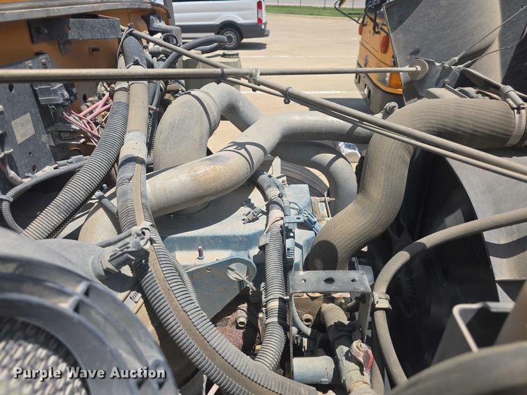 image for item EF3606 2003 Blue Bird school bus