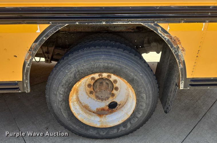 image for item EF3606 2003 Blue Bird school bus