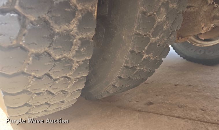 image for item EF3606 2003 Blue Bird school bus