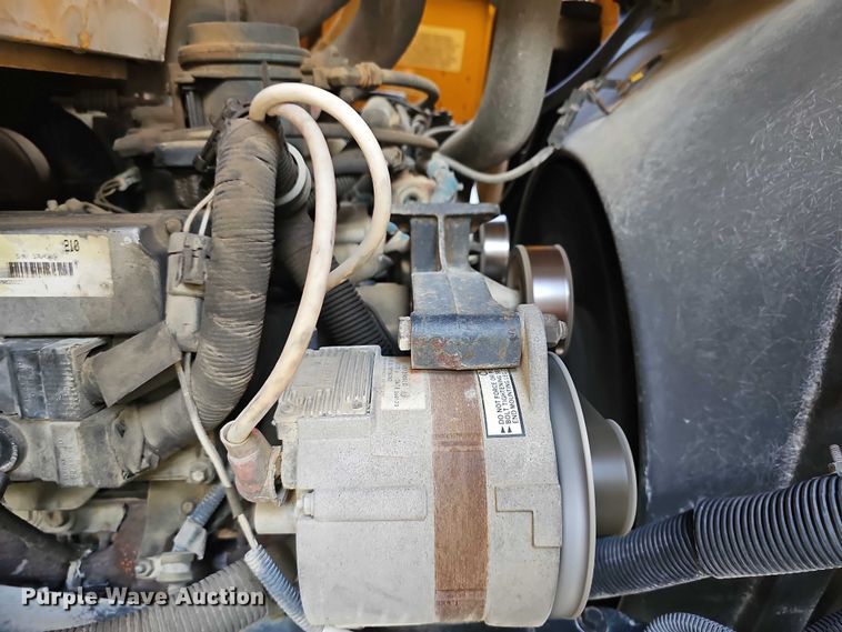 image for item EF3607 2002 American Transportation Corporation school bus