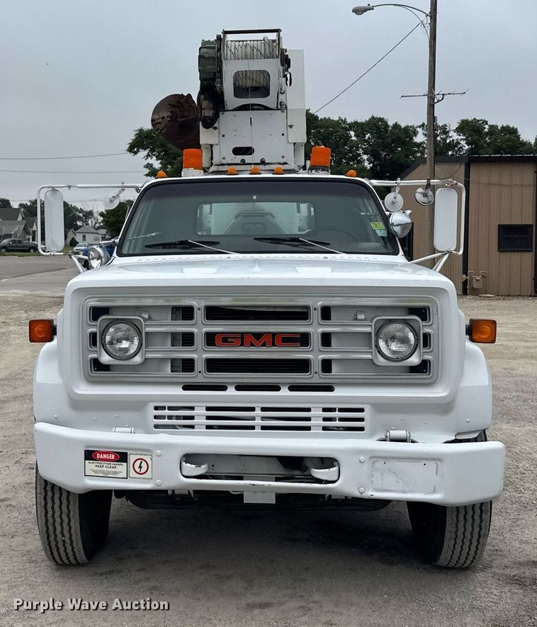 image for item EG6621 1988 GMC C7000 digger derrick truck