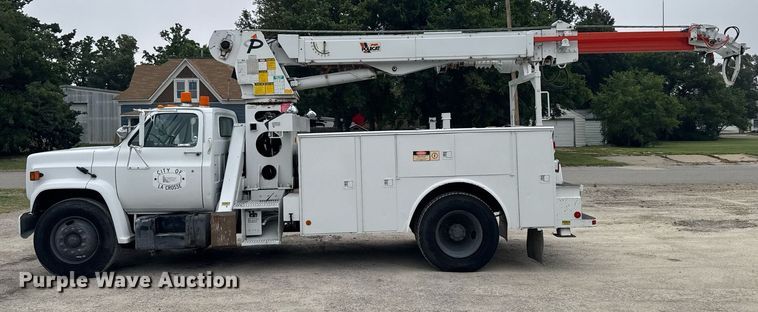 image for item EG6621 1988 GMC C7000 digger derrick truck