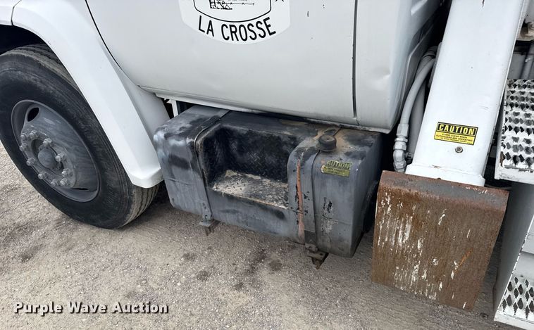 image for item EG6621 1988 GMC C7000 digger derrick truck