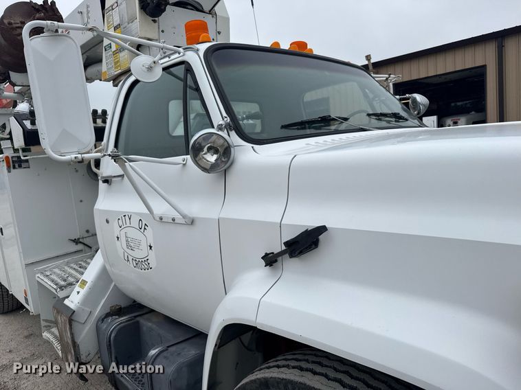 image for item EG6621 1988 GMC C7000 digger derrick truck