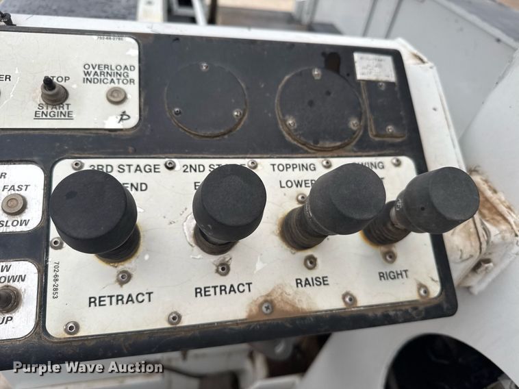 image for item EG6621 1988 GMC C7000 digger derrick truck