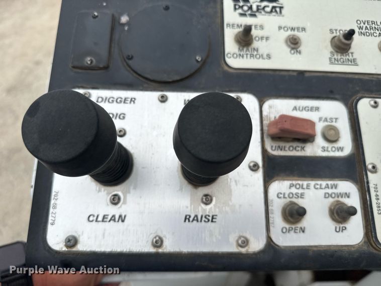 image for item EG6621 1988 GMC C7000 digger derrick truck