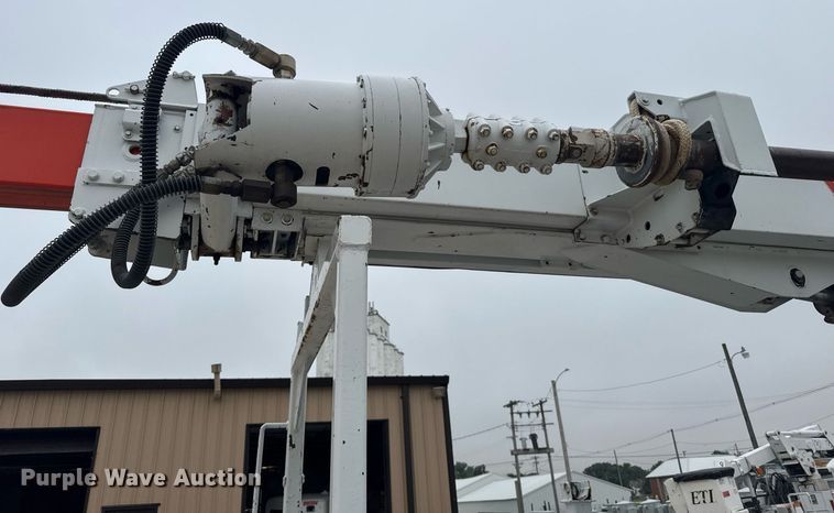 image for item EG6621 1988 GMC C7000 digger derrick truck