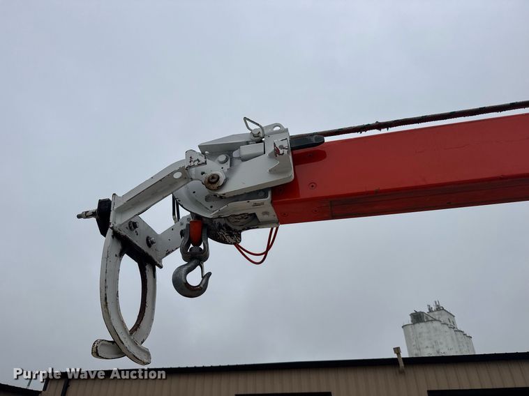 image for item EG6621 1988 GMC C7000 digger derrick truck