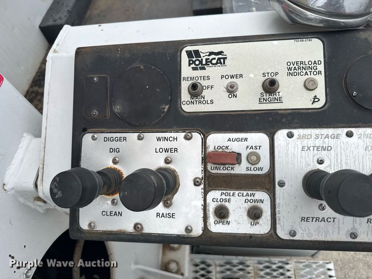 image for item EG6621 1988 GMC C7000 digger derrick truck