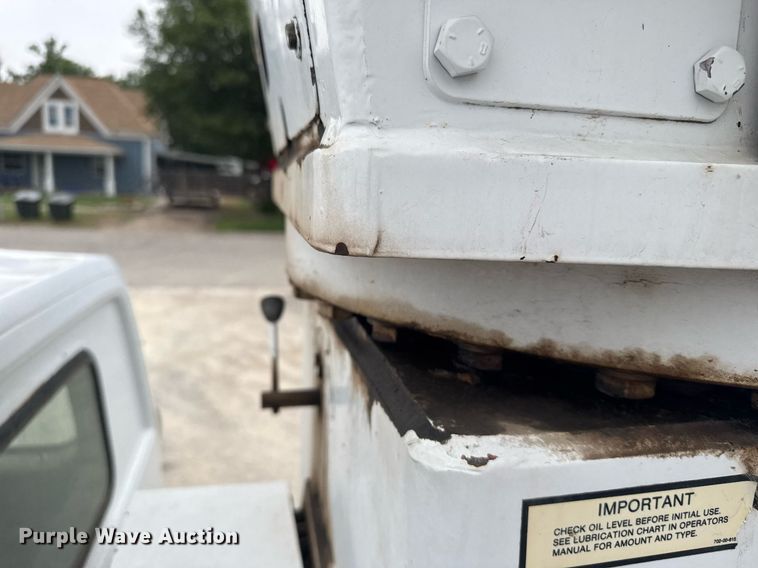 image for item EG6621 1988 GMC C7000 digger derrick truck