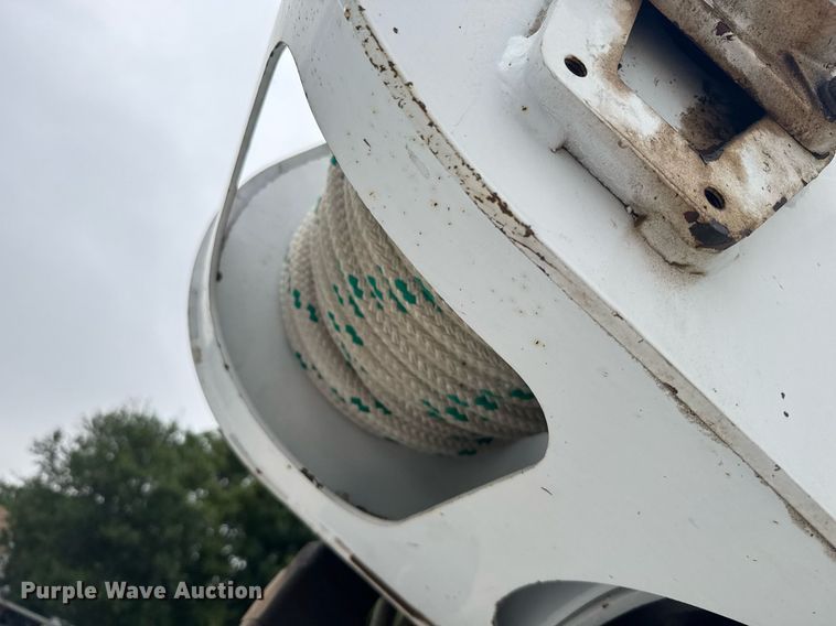 image for item EG6621 1988 GMC C7000 digger derrick truck