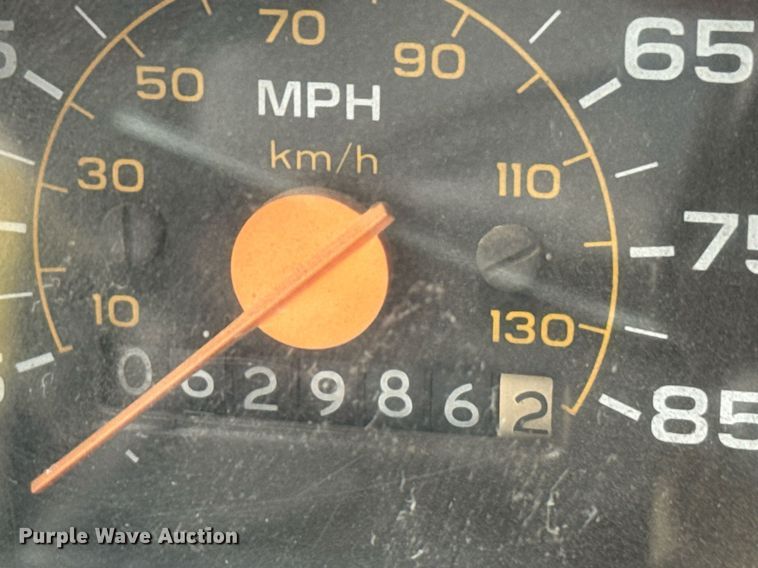 image for item EG6621 1988 GMC C7000 digger derrick truck