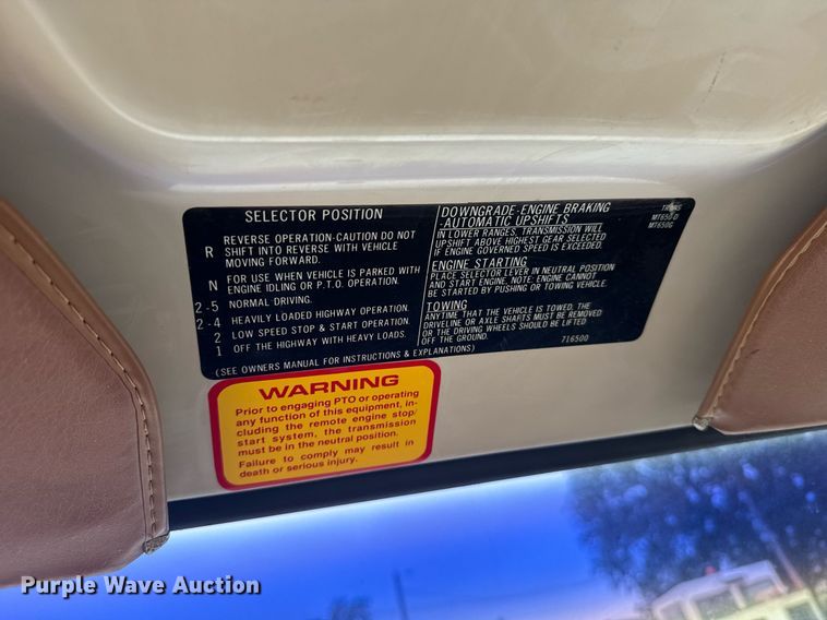 image for item EG6621 1988 GMC C7000 digger derrick truck