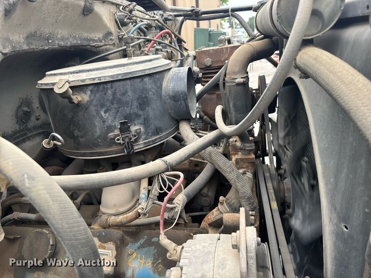 image for item EG6621 1988 GMC C7000 digger derrick truck