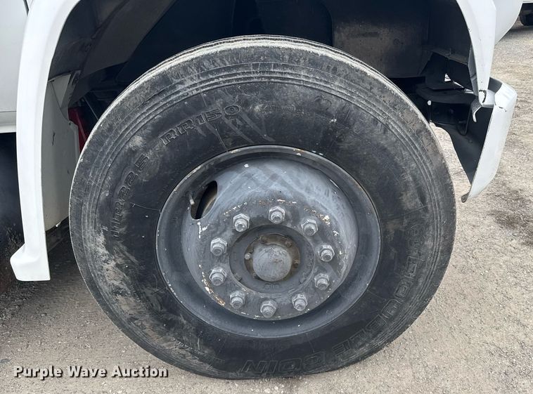 image for item EG6621 1988 GMC C7000 digger derrick truck