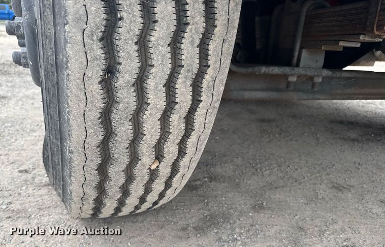 image for item EG6621 1988 GMC C7000 digger derrick truck