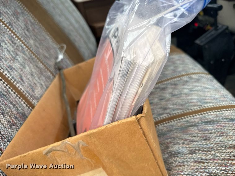 image for item EG6621 1988 GMC C7000 digger derrick truck