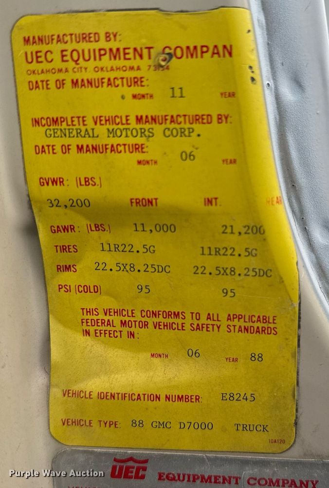 image for item EG6621 1988 GMC C7000 digger derrick truck