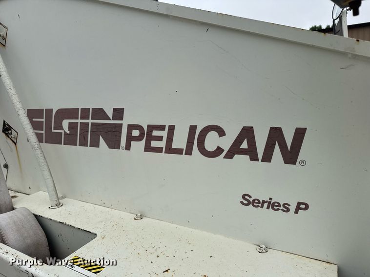 image for item EG6622 1994 Elgin Pelican P street sweeper truck